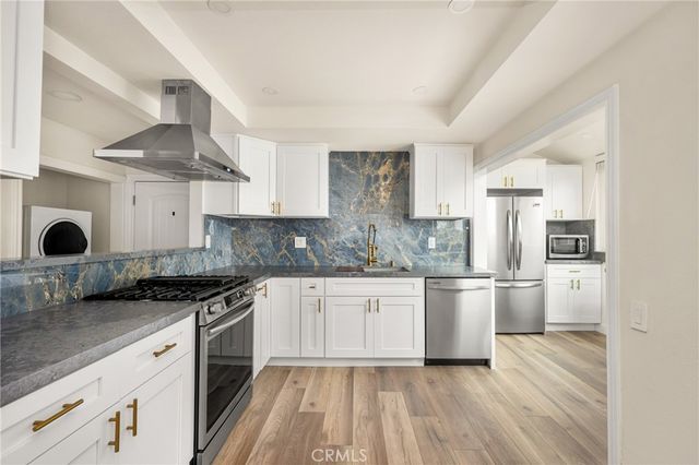 17110 Bluewater Lane, Huntington Beach, CA 92649