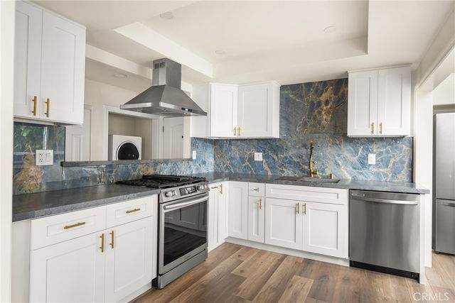 17110 Bluewater Lane, Huntington Beach, CA 92649