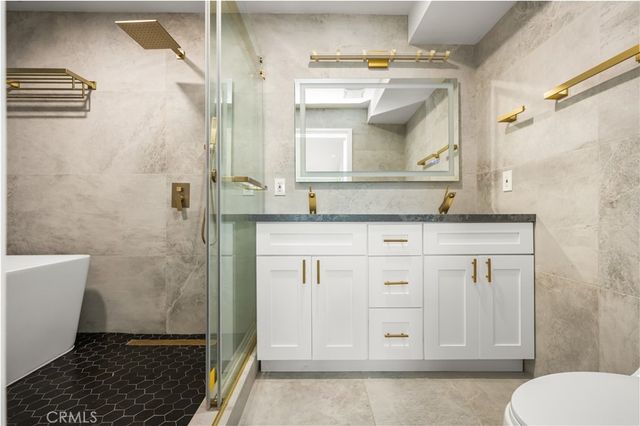 17110 Bluewater Lane, Huntington Beach, CA 92649