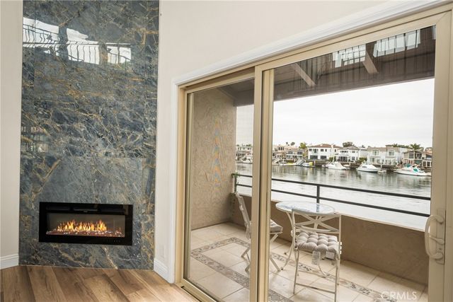 17110 Bluewater Lane, Huntington Beach, CA 92649