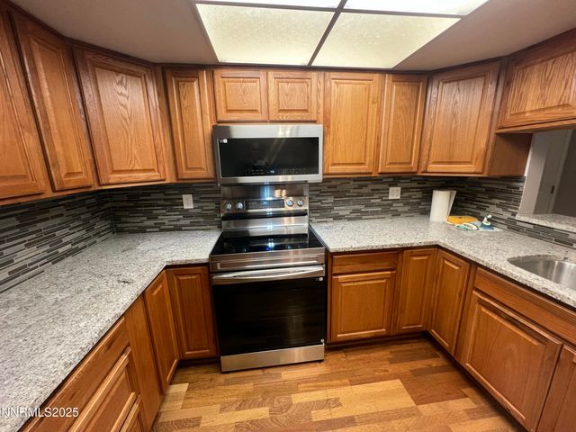 3095 Lakeside Drive 110, Reno, NV 89509