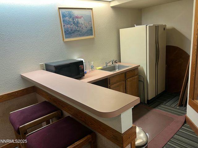 3095 Lakeside Drive 110, Reno, NV 89509