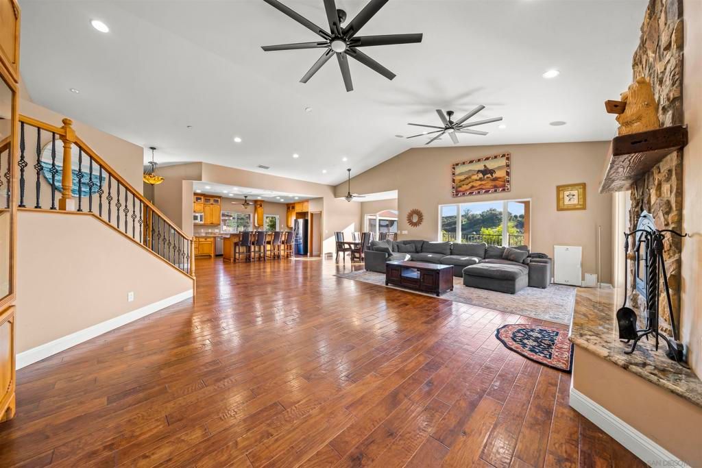 Image 21 of property listing at 16951 Old Coach Rd, Poway, CA 92064