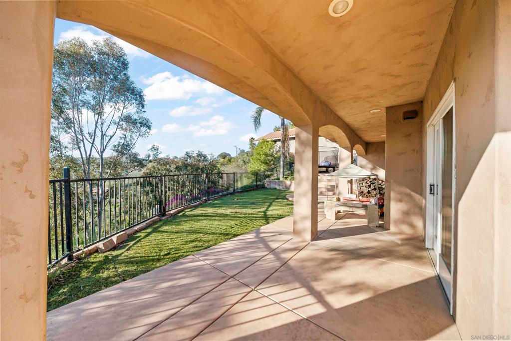 Image 43 of property listing at 16951 Old Coach Rd, Poway, CA 92064