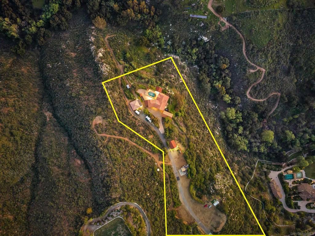 Image 69 of property listing at 16951 Old Coach Rd, Poway, CA 92064