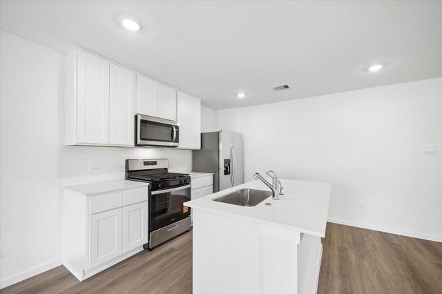 12010 Noble Heart Drive, Willis, TX 77318