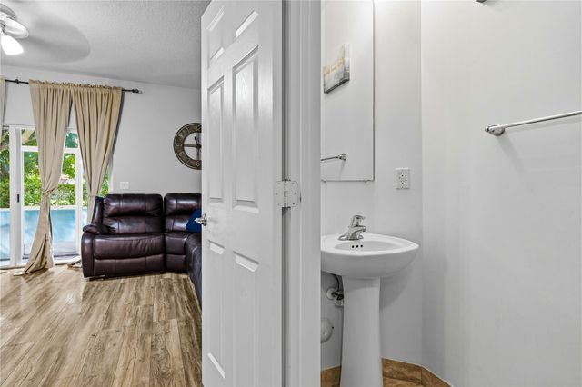 8146 SW 17 Court 8146, North Lauderdale, FL 33068