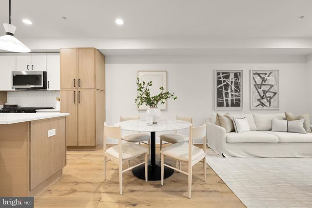 1325 ORREN ST NE #D, Washington, DC 20002