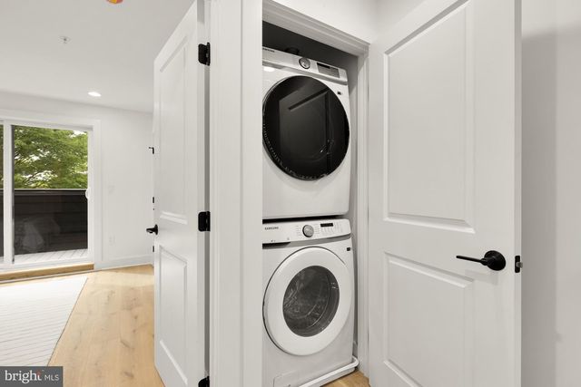 1325 ORREN ST NE #D, Washington, DC 20002