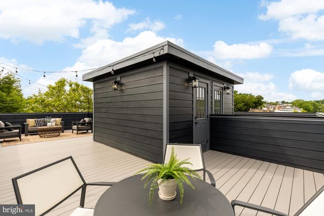 1325 ORREN ST NE #D, Washington, DC 20002