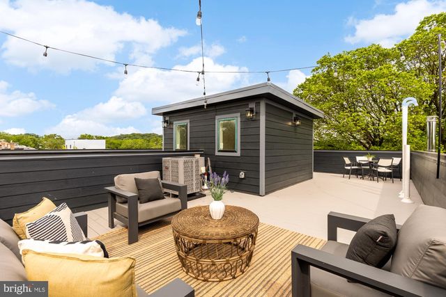 1325 ORREN ST NE #D, Washington, DC 20002