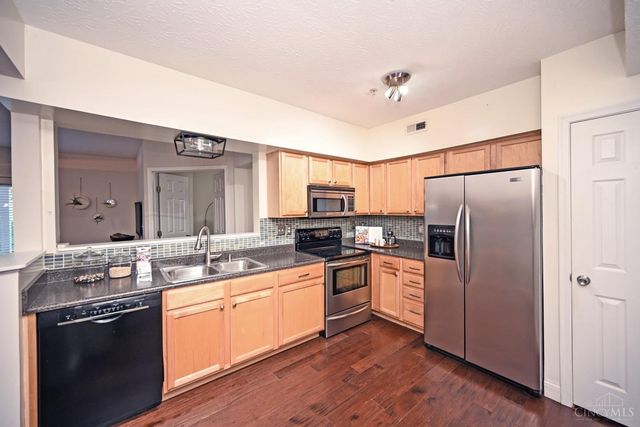 250 Postoak Lane, Milford, OH 45150