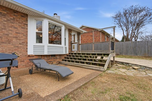 155 Hillside Dr, Hendersonville, TN 37075