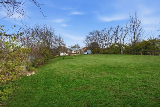 155 Hillside Dr, Hendersonville, TN 37075