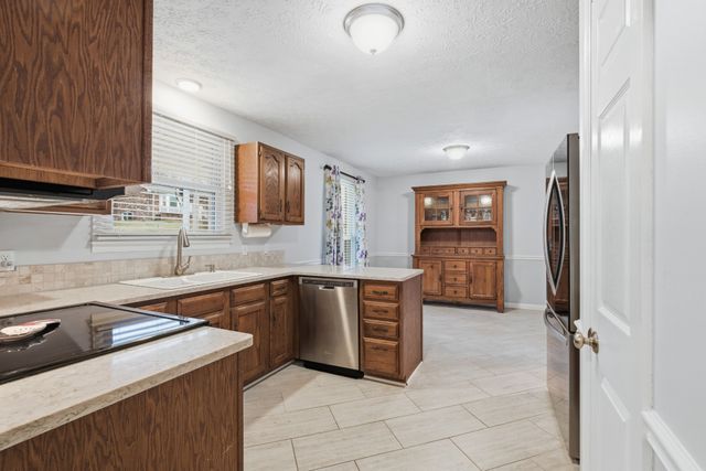 155 Hillside Dr, Hendersonville, TN 37075