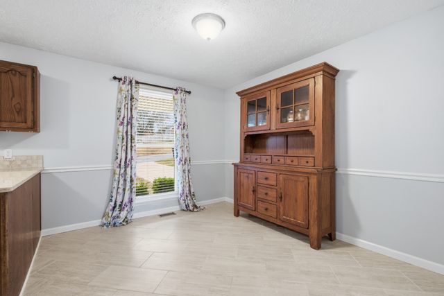 155 Hillside Dr, Hendersonville, TN 37075