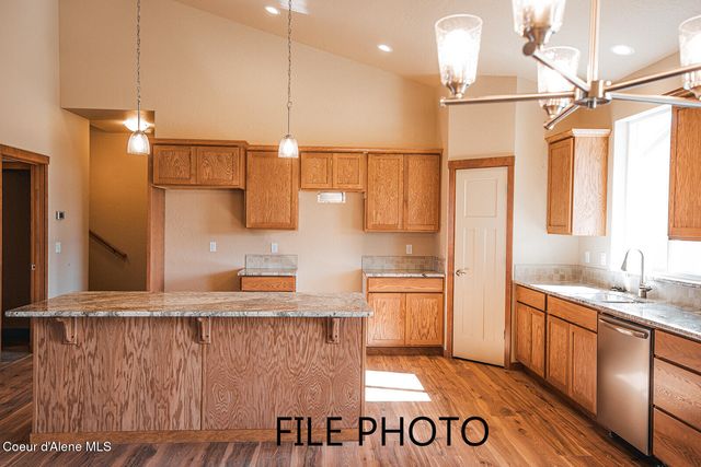4500 E Davin DR, Post Falls, ID 83854