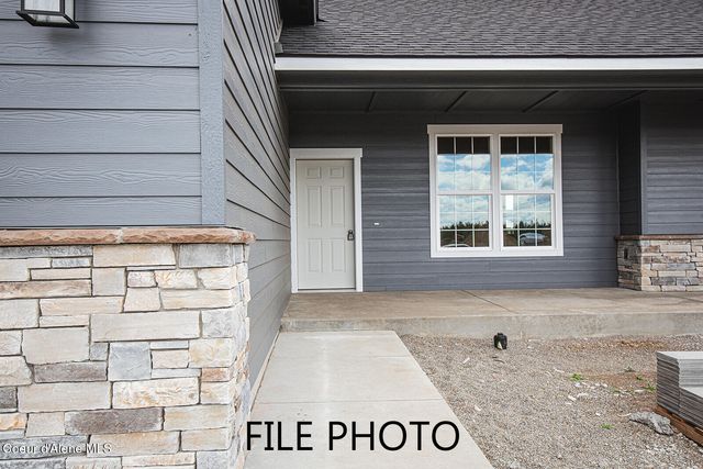 4500 E Davin DR, Post Falls, ID 83854