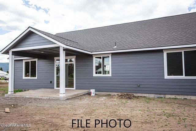 4500 E Davin DR, Post Falls, ID 83854