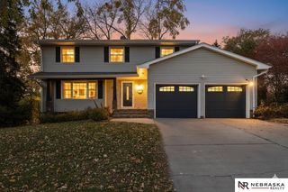 574 S 126th Street, Omaha, NE 68154