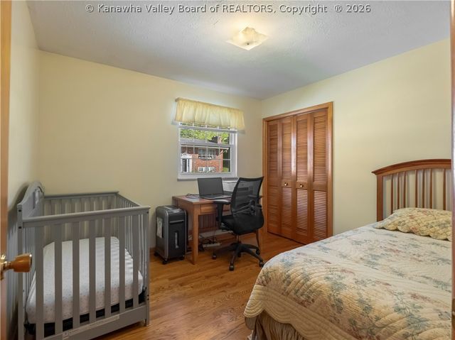 1983 Parkwood Road, Charleston, WV 25314