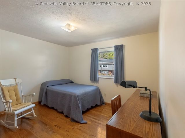 1983 Parkwood Road, Charleston, WV 25314
