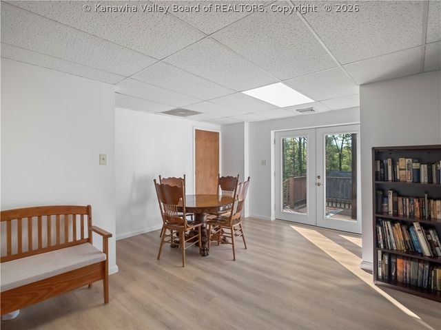 1983 Parkwood Road, Charleston, WV 25314