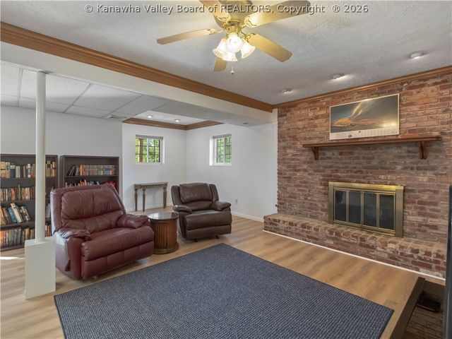 1983 Parkwood Road, Charleston, WV 25314