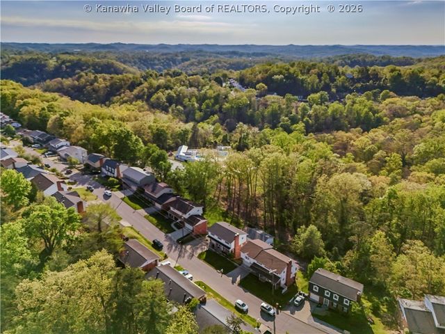 1983 Parkwood Road, Charleston, WV 25314