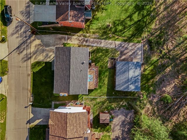 1983 Parkwood Road, Charleston, WV 25314