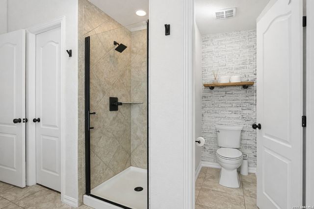 7654 Mission Pt, Boerne, TX 78015