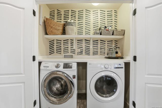 7654 Mission Pt, Boerne, TX 78015