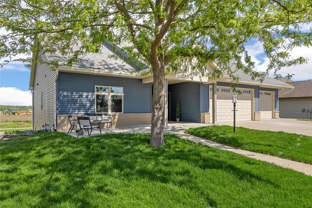 280 N Juniper Street, North Liberty, IA 52317