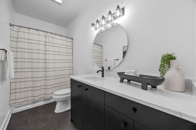 280 N Juniper Street, North Liberty, IA 52317