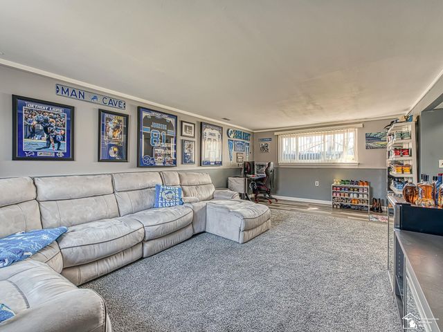 11065 Katherine Street, Taylor, MI 48180