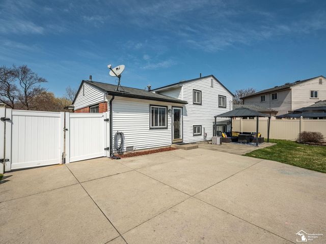 11065 Katherine Street, Taylor, MI 48180