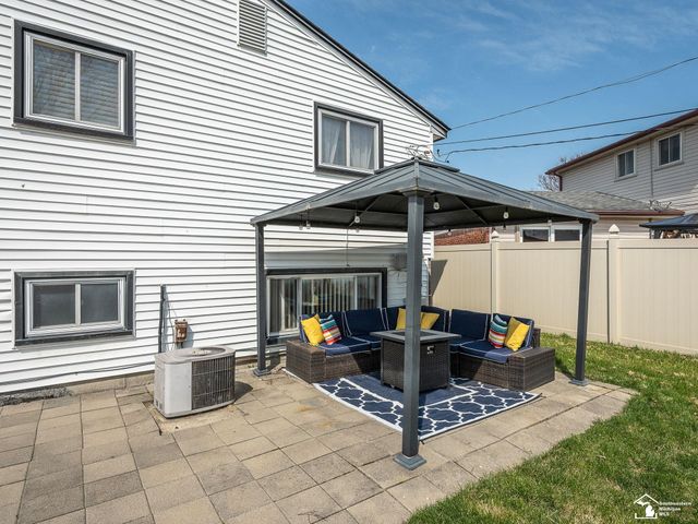 11065 Katherine Street, Taylor, MI 48180