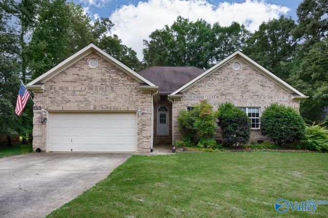 106 Whitfield Drive, Toney, AL 35773