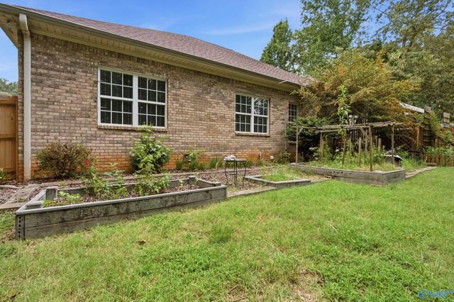 106 Whitfield Drive, Toney, AL 35773