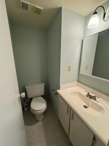 4384 NW 9th Avenue 20-2f, Pompano Beach, FL 33064