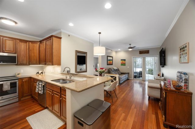 6600 Trillium Village Lane 7, Independence Charter Township, MI 48346