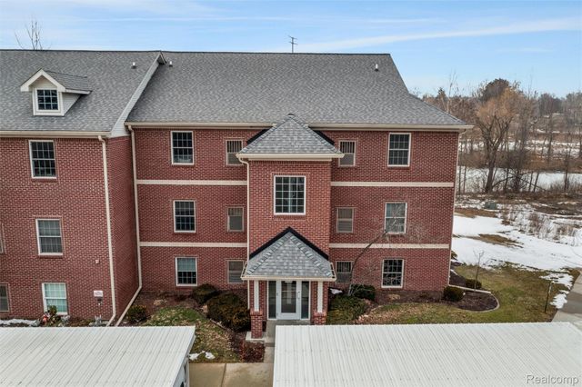 6600 Trillium Village Lane 7, Independence Charter Township, MI 48346