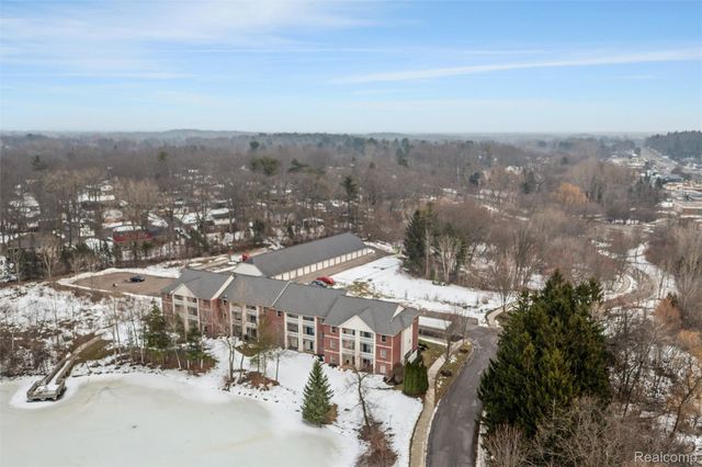 6600 Trillium Village Lane 7, Independence Charter Township, MI 48346