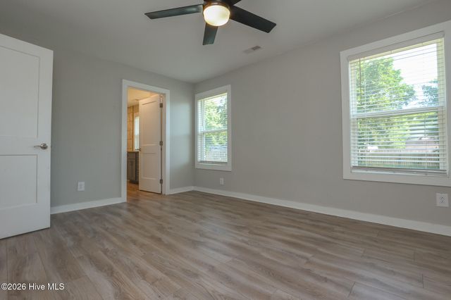 2098 Nc Highway 172, Sneads Ferry, NC 28460