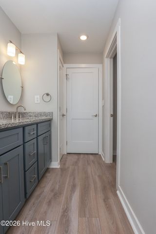 2098 Nc Highway 172, Sneads Ferry, NC 28460