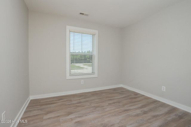 2098 Nc Highway 172, Sneads Ferry, NC 28460