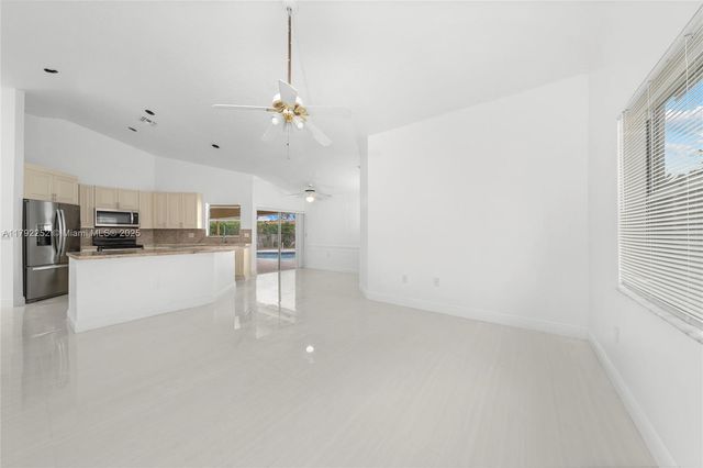1400 SW 54th Ave, Plantation, FL 33317
