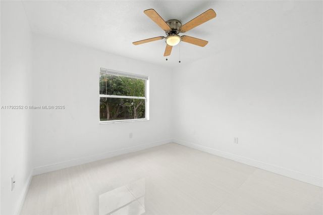 1400 SW 54th Ave, Plantation, FL 33317