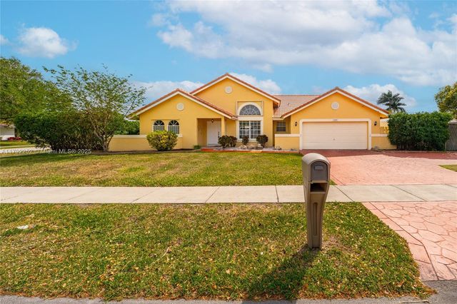 1400 SW 54th Ave, Plantation, FL 33317