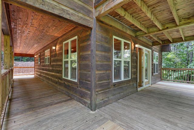 482 High Street, Young Harris, GA 30582